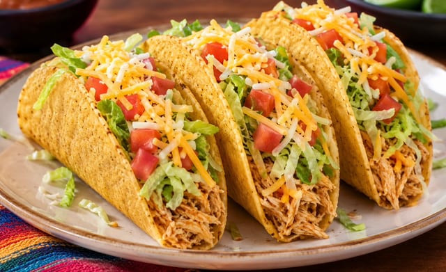 3 Shredded Chicken Hard Tacos.