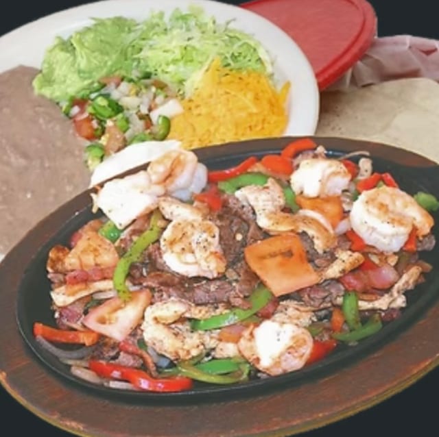 Camarones (Shrimp) & Bacon Fajita.