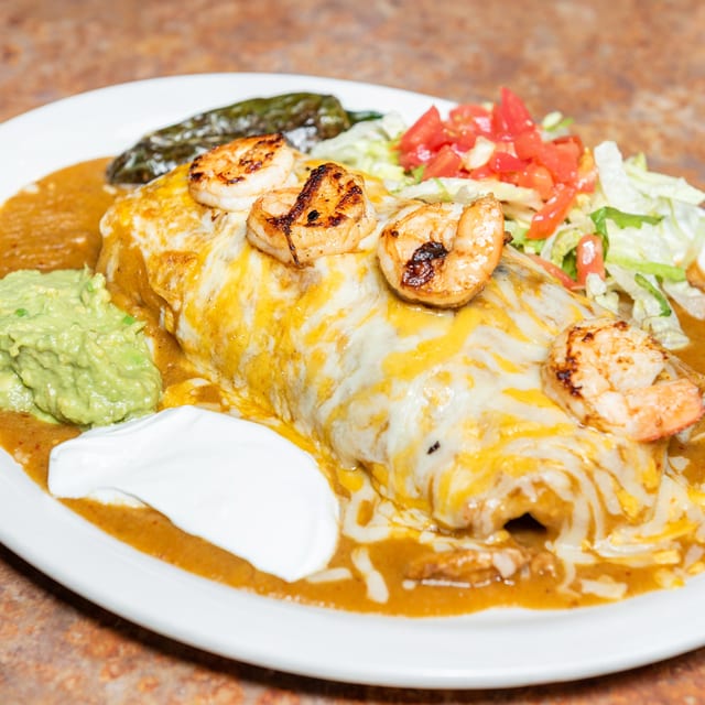 El Mamalon Burrito.